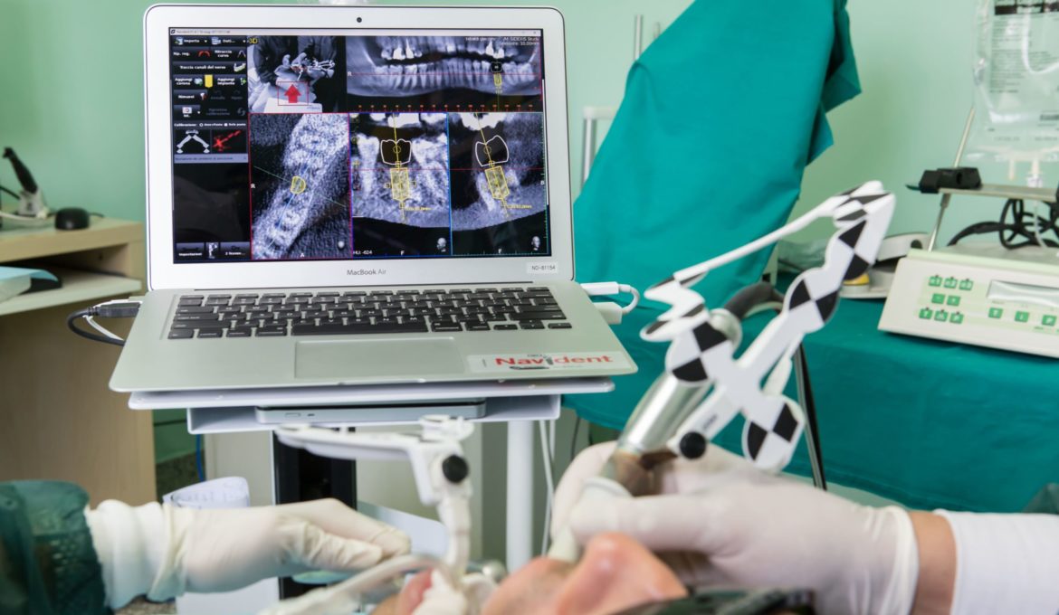 chirurgia implantare robotica